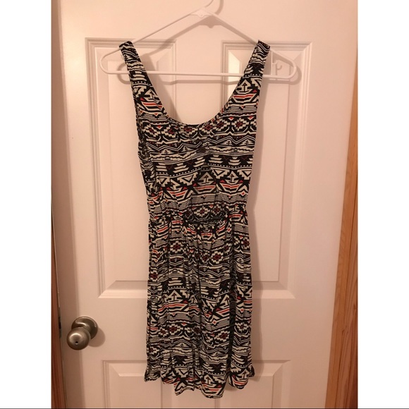 Forever 21 Aztec dress size small - Picture 2 of 2